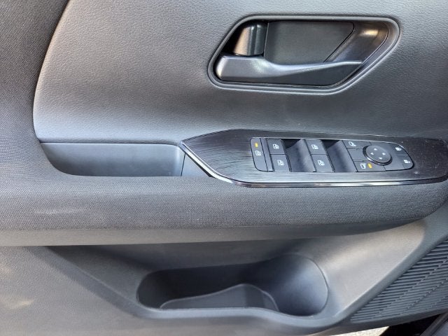 2027 Nissan Kicks S
