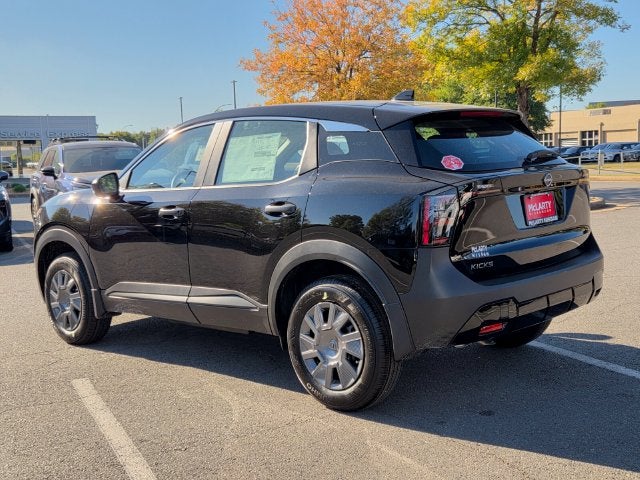 2027 Nissan Kicks S
