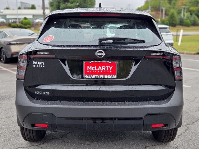 2027 Nissan Kicks S