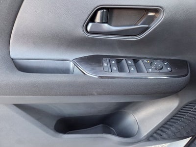 2027 Nissan Kicks S