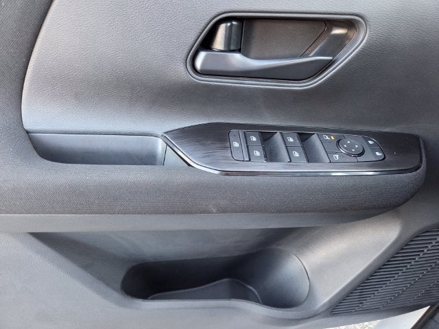 2027 Nissan Kicks S