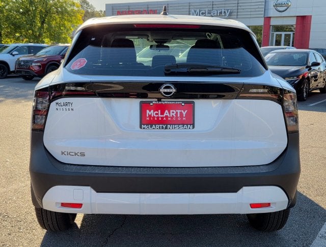 2027 Nissan Kicks S