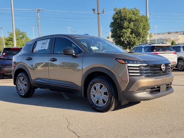 2027 Nissan Kicks S