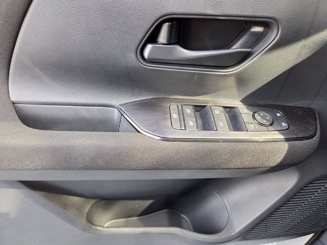 2027 Nissan Kicks S
