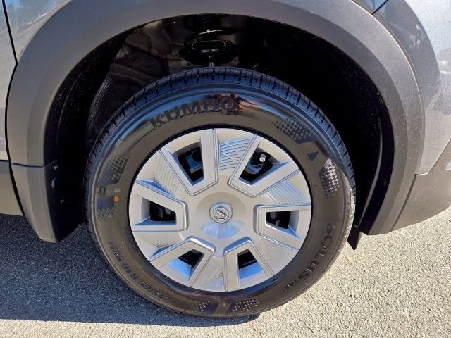 2027 Nissan Kicks S