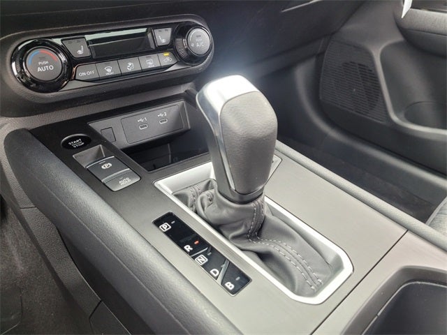 2026 Nissan Kicks SV PREMINUM AND TECH PACKAGE AWD