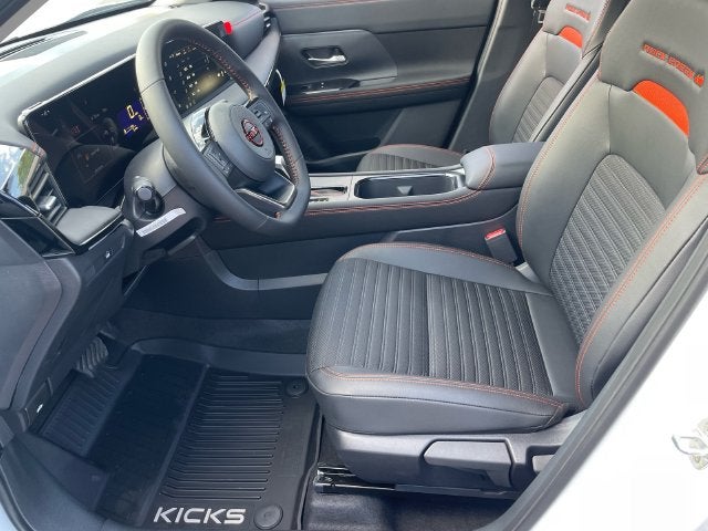 2027 Nissan Kicks SV