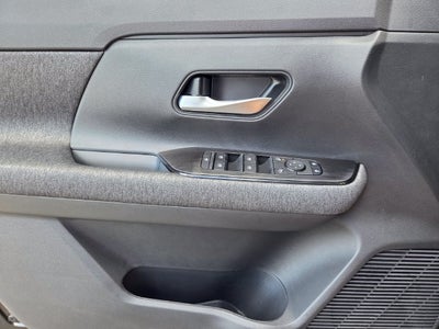 2027 Nissan Kicks SV