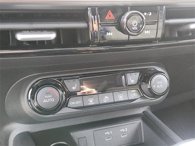 2026 Nissan Kicks SV PREMIUM & COLD WEATHER PACKAGE