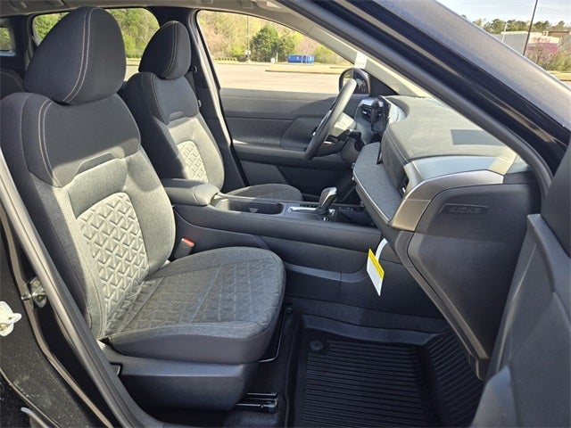 2026 Nissan Kicks SV PREIMUIM & COLD WEATHER PACKAGE