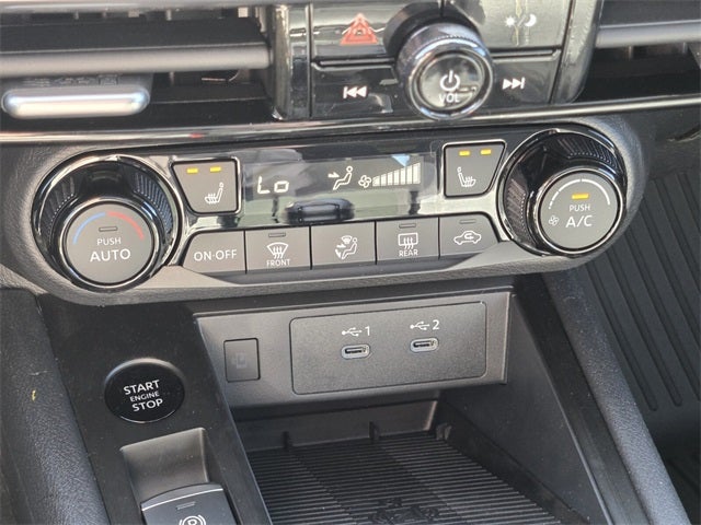 2026 Nissan Kicks SV PREIMUIM & COLD WEATHER PACKAGE