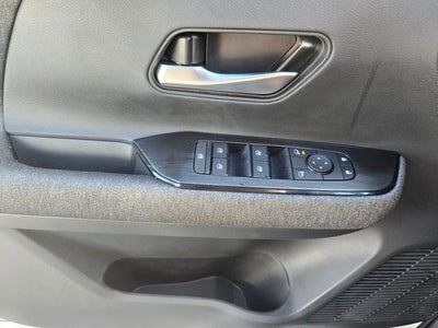 2026 Nissan Kicks SV PREMIUM & COLD WEATHER PACKAGE