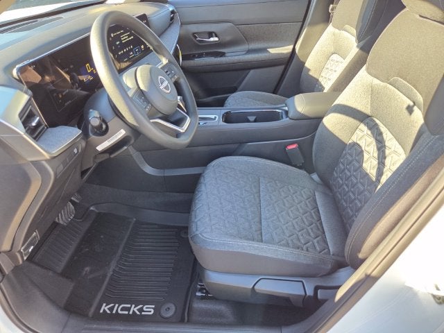 2027 Nissan Kicks SV