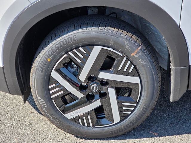 2027 Nissan Kicks Base