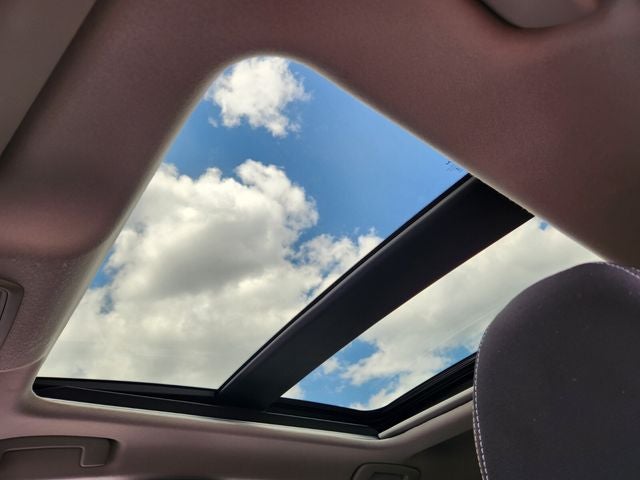 2026 Nissan Kicks SV PREMIUM PACKAGE