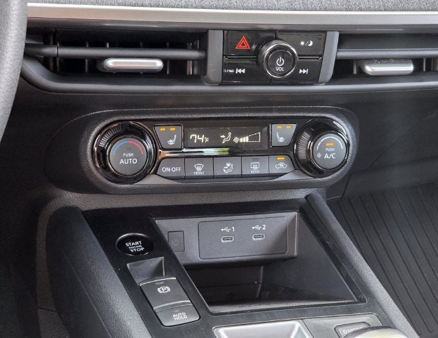 2027 Nissan Kicks SV