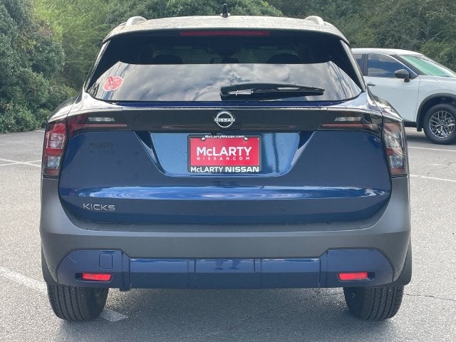 2027 Nissan Kicks SV