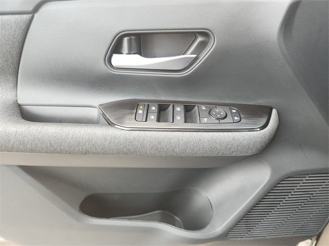 2026 Nissan Kicks SV PREMIUM & COLD WEATHER PACKAGE