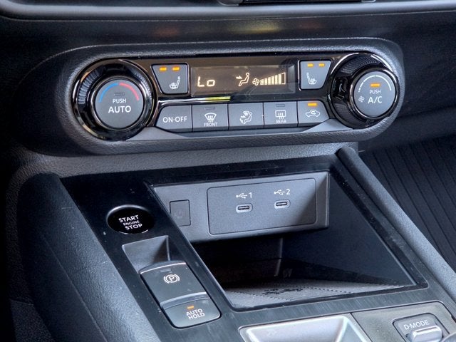 2027 Nissan Kicks SV