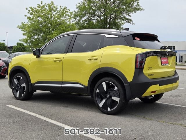 2025 Nissan Kicks SR