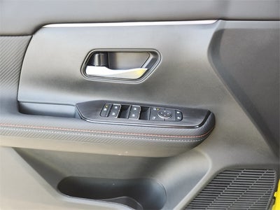 2026 Nissan Kicks SR COLD WEATHER PACAKAGE