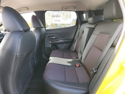 2026 Nissan Kicks SR COLD WEATHER PACAKAGE