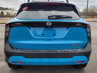 2026 Nissan Kicks SR