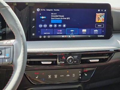 2026 Nissan Kicks SR PREMIUM AND COLD WEATHER PACKAGE