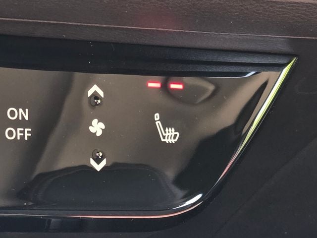 2026 Nissan Kicks SR PREMIUM AND COLD WEATHER PACKAGE