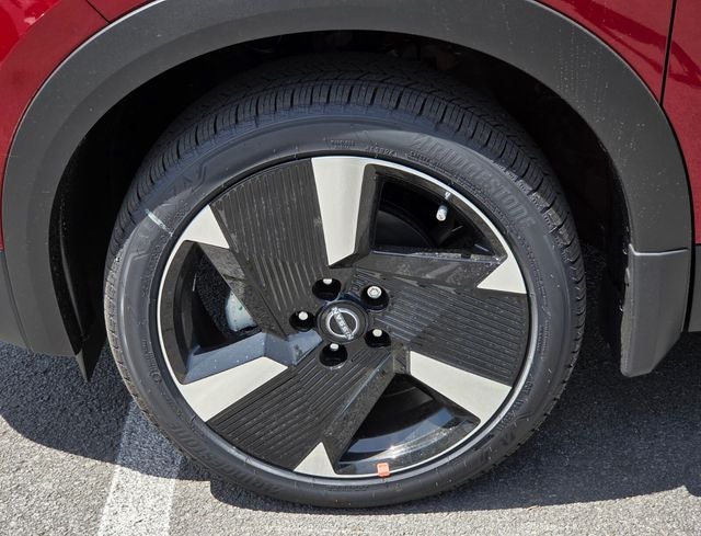 2026 Nissan Kicks SR PREMIUM AND COLD WEATHER PACKAGE