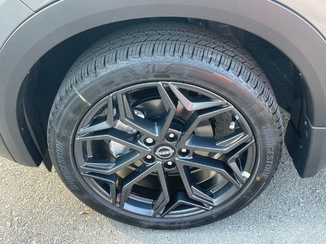 2027 Nissan Kicks SR