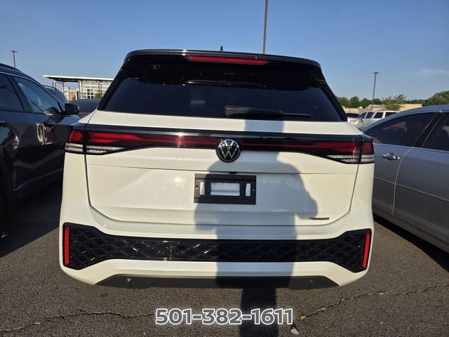 2025 Volkswagen Tiguan 2.0T SE R-Line Black