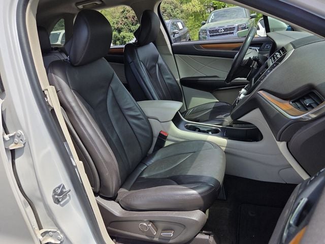 2019 Lincoln MKC Select