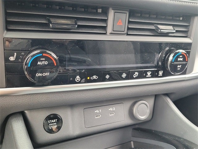 2026 Nissan Rogue SV COLD WEATHER PACK