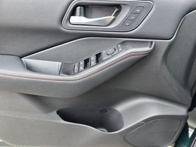 2026 Nissan Rogue Rock Creek PREMIUM PACKAGE