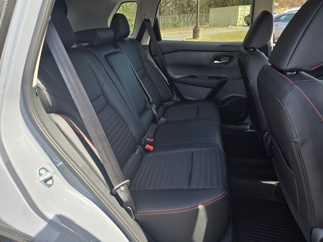 2026 Nissan Rogue Rock Creek PREMIUM PACKAGE