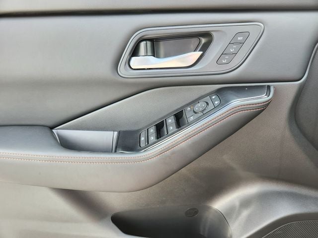 2026 Nissan Rogue Rock Creek PREMIUM PACKAGE