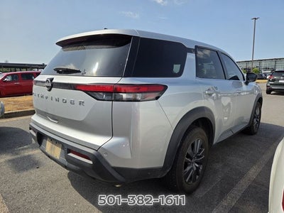 2023 Nissan Pathfinder S