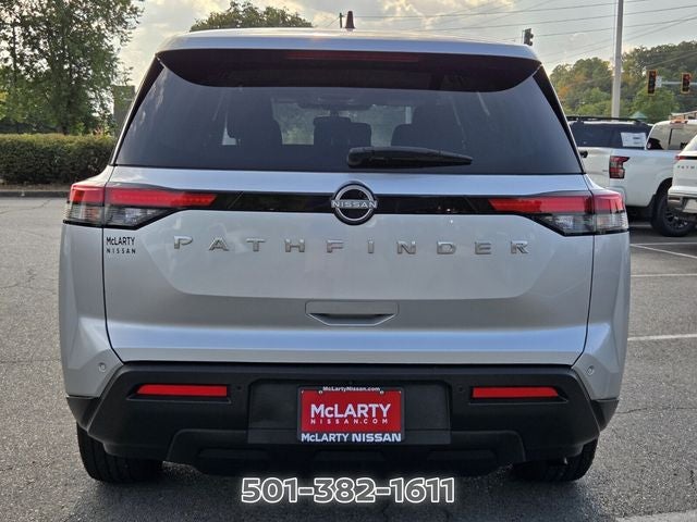 2023 Nissan Pathfinder S