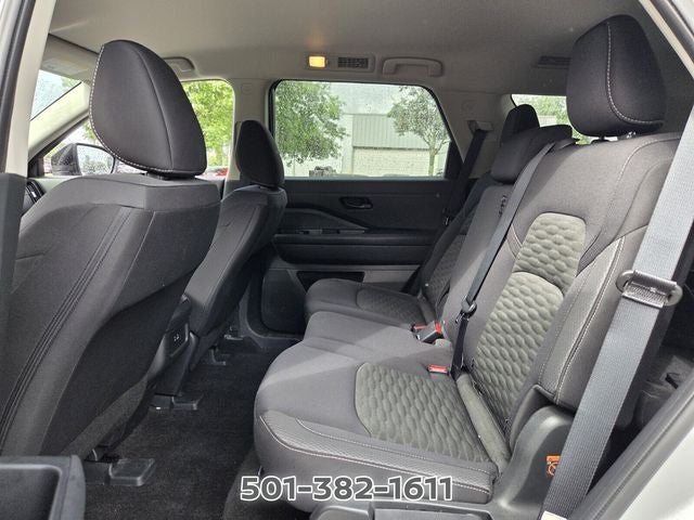 2024 Nissan Pathfinder S