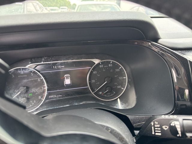 2022 Nissan Pathfinder SV