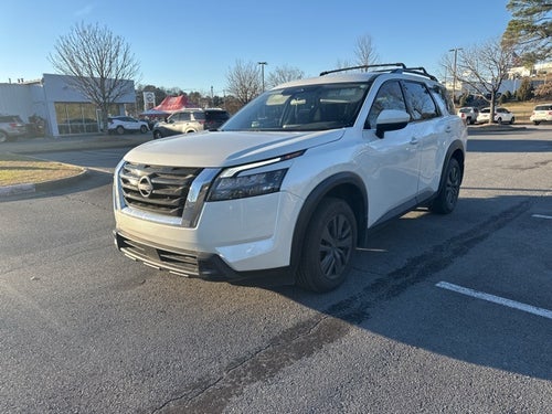2023 Nissan Pathfinder SV
