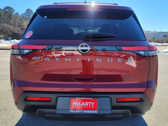 2026 Nissan Pathfinder SV