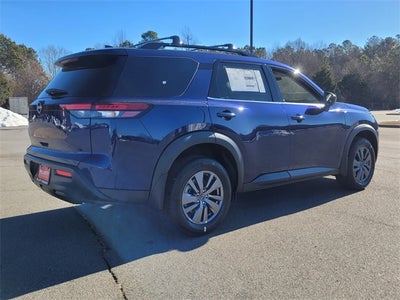 2026 Nissan Pathfinder SV