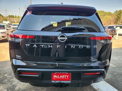 2026 Nissan Pathfinder SV