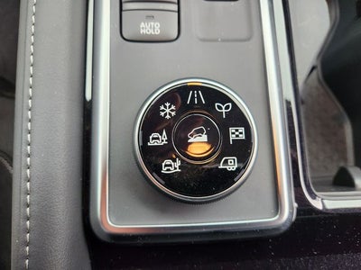 2026 Nissan Pathfinder SV PREMIUM PACKAGE