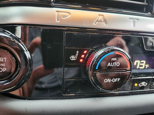 2026 Nissan Pathfinder SV PREMIUM PACKAGE