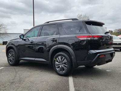2026 Nissan Pathfinder SV PREMIUM PACKAGE