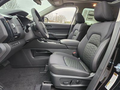 2026 Nissan Pathfinder SV PREMIUM PACKAGE