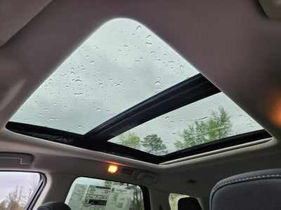 2026 Nissan Pathfinder SV PREMIUM PACKAGE